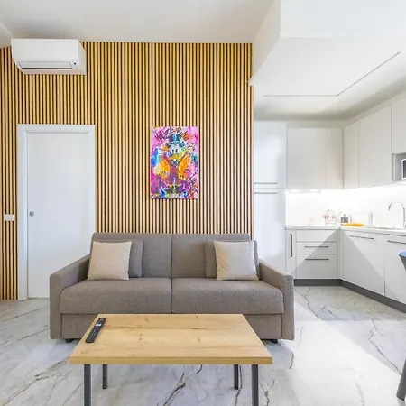Luna Apartment, Luxurious 1bdr In The Center, Wifi Mailand