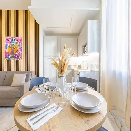 Luna Apartment, Luxurious 1bdr In The Center, Wifi Apartment
