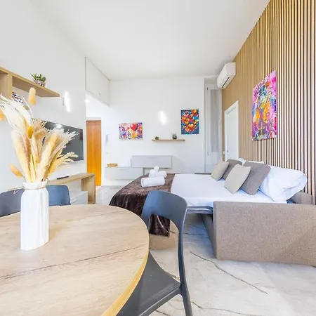 Luna Apartment, Luxurious 1bdr In The Center, Wifi * Mailand